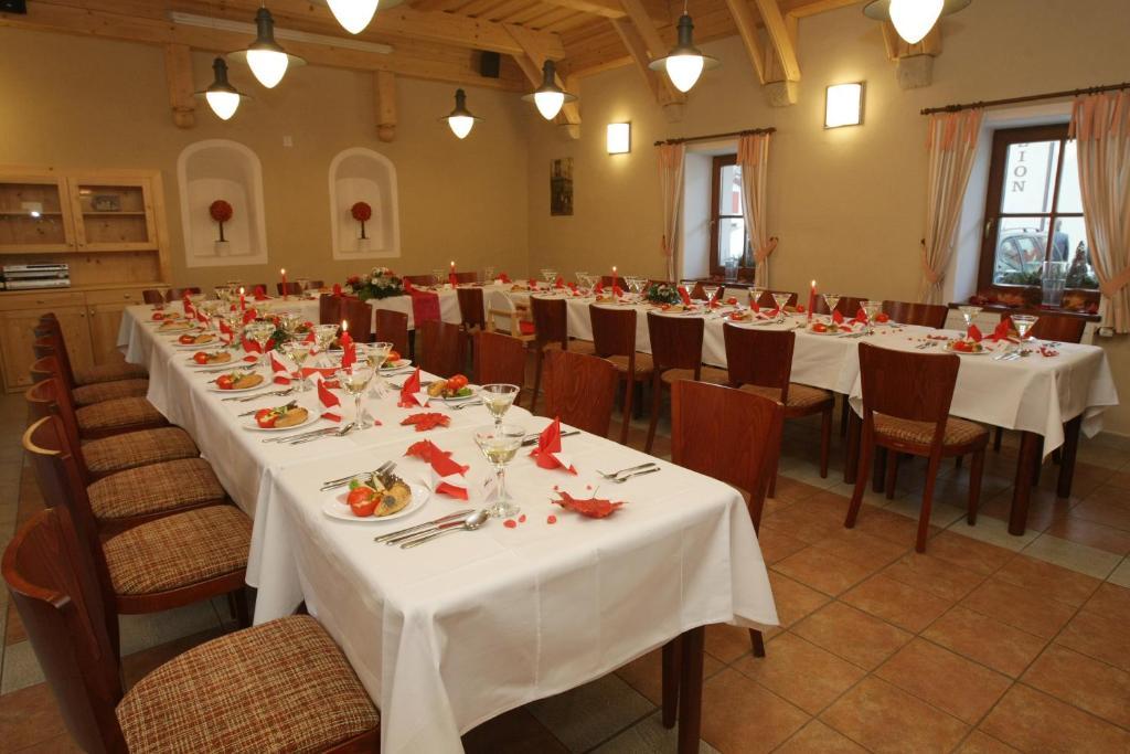 Penzion Nad Oborou Hradec Králové Eksteriør bilde